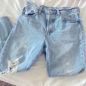 Levis 501 straight leg distressed jean